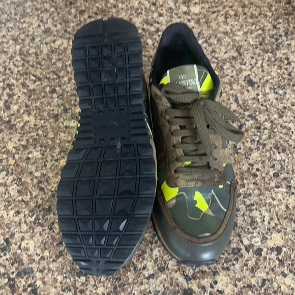 Valentino Garavani - Picture 2 of 4